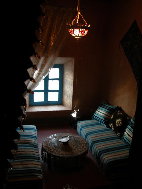 Kasbah Iswan Panzió Kelaat-M'Gouna Kültér fotó