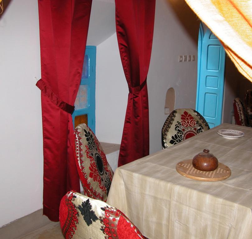 Kasbah Iswan Panzió Kelaat-M'Gouna Kültér fotó