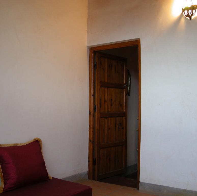 Kasbah Iswan Panzió Kelaat-M'Gouna Kültér fotó